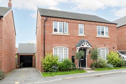 4 bedroom detached house for sale - Weavers Way, Stockton
