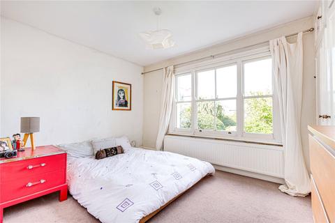 2 bedroom flat to rent, Sisters Avenue, London