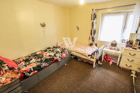 78 Warrior Square, London, E12 5RT