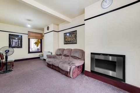 35 Third Avenue, Manor Park, London, E12 6DX