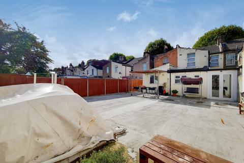 35 Third Avenue, Manor Park, London, E12 6DX