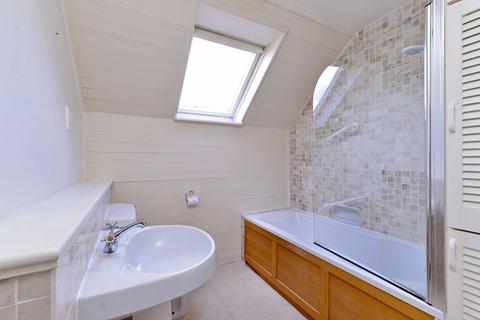 2 bedroom semi-detached house for sale - The Common, Cranleigh