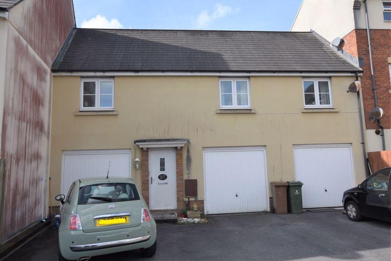 Renaissance Gardens, Plymouth 2 bed terraced house - £775 pcm (£179 pw)