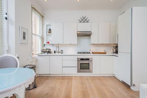 1 bedroom flat for sale, Annandale Road, London