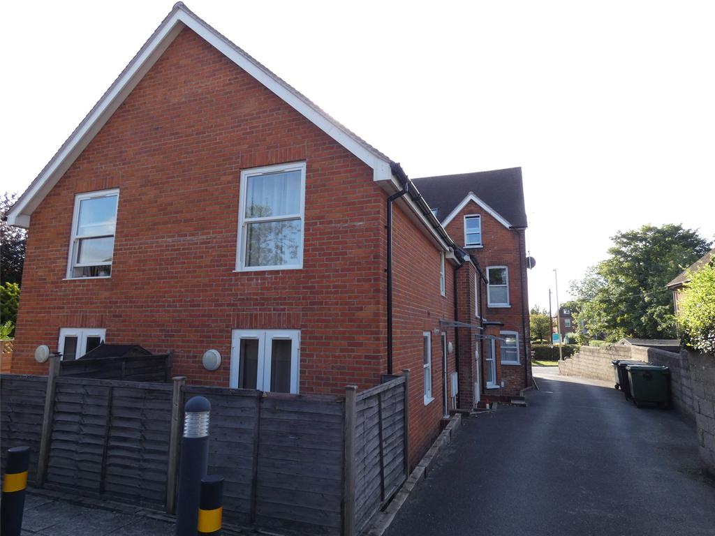 Anstey Road, Alton, Hampshire, GU34 1 bed £795 pcm (£183 pw)