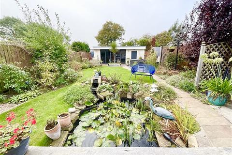 25 Common Road, Thorpe Salvin, Worksop, S80 3JJ