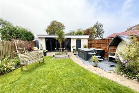 25 Common Road, Thorpe Salvin, Worksop, S80 3JJ