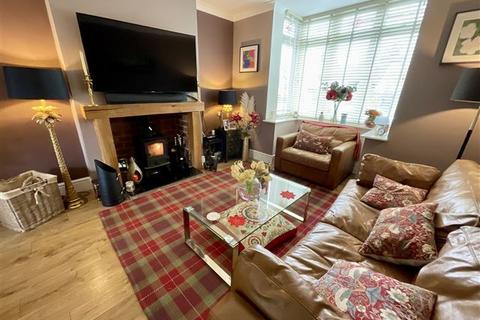 25 Common Road, Thorpe Salvin, Worksop, S80 3JJ