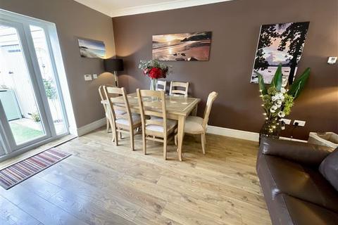 25 Common Road, Thorpe Salvin, Worksop, S80 3JJ