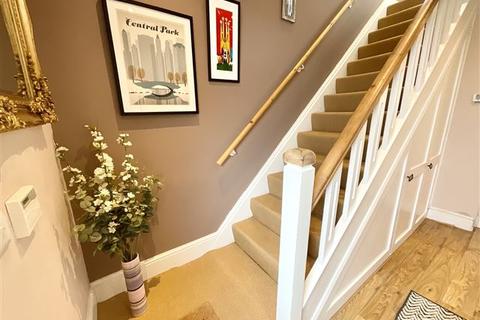25 Common Road, Thorpe Salvin, Worksop, S80 3JJ