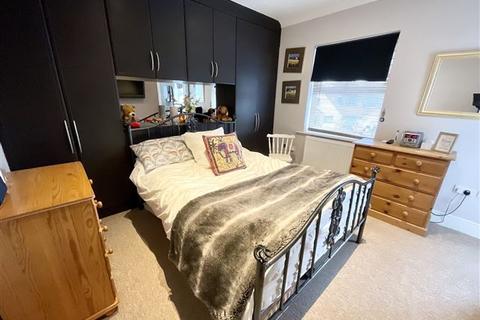25 Common Road, Thorpe Salvin, Worksop, S80 3JJ
