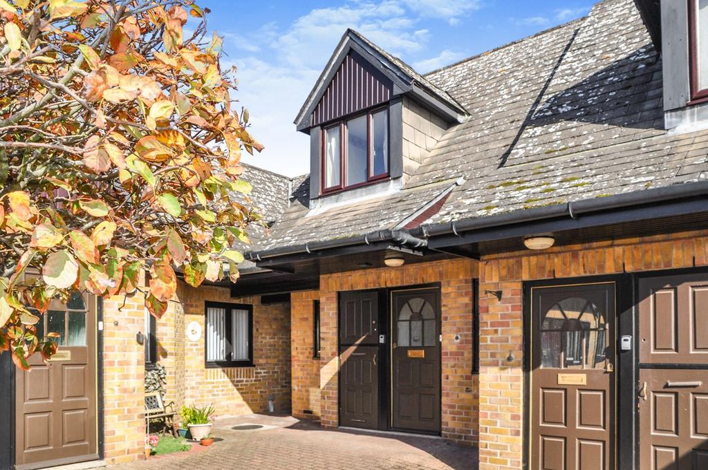 Mildmay Road, Chelmsford... 1 bed retirement property £155,000