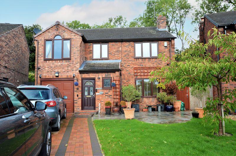 Llwyn Bedw, Gwernaffield 4 bed detached house for sale £325,000