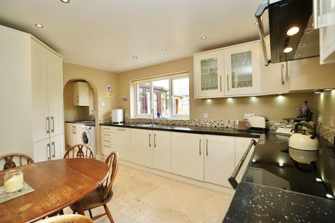 5 bedroom detached house for sale - Stanbrook Way, Yielden, Bedford, MK44