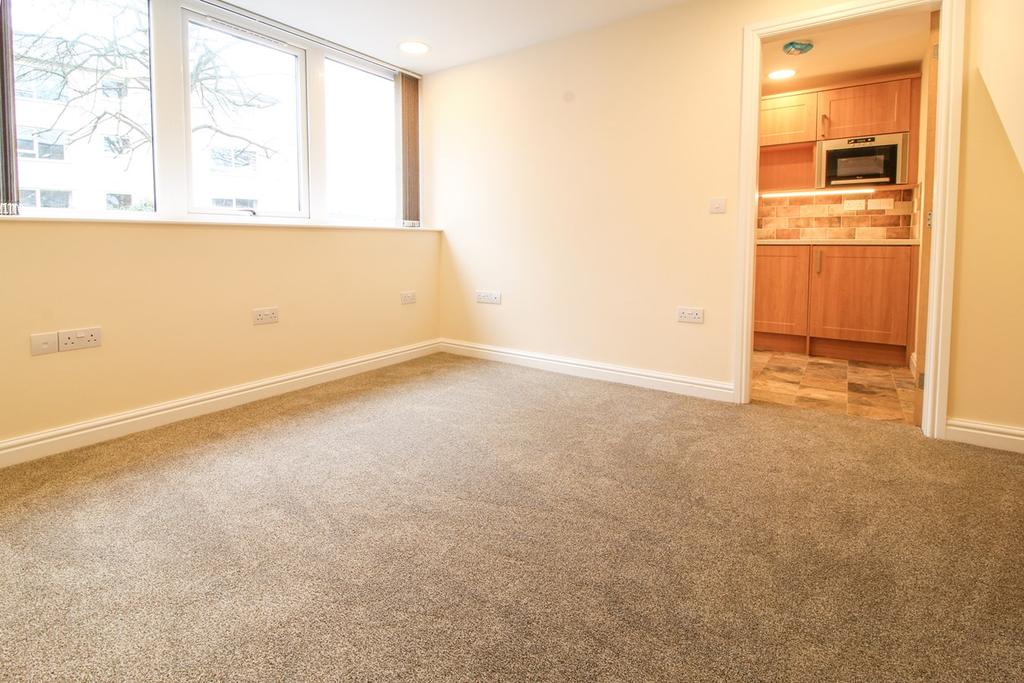 41 Silverdale Road, Arnside, LA5 2 bed semidetached house £265,000