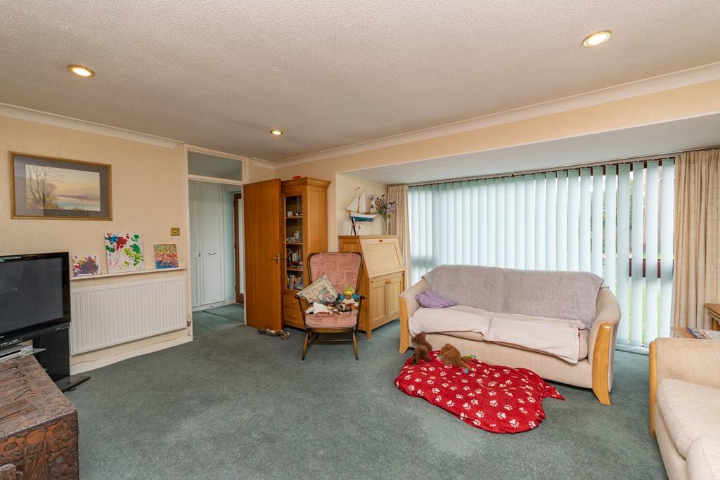 Hall Park Drive, Lytham, FY8 3 bed detached bungalow £399,950