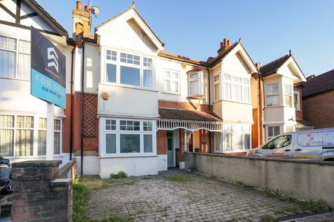 29 Dudley Gardens, London, W13 9LU