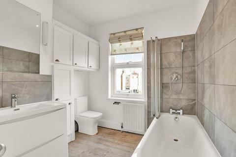 29 Dudley Gardens, London, W13 9LU