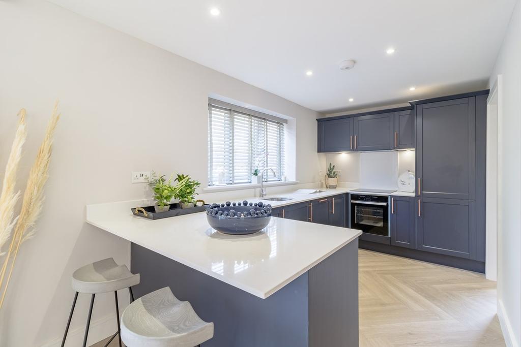 Pembroke Meadows, Sutton Valence, ME17 3 bed detached house £550,000