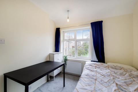 41 Westcott Crescent, London, W7 1PL