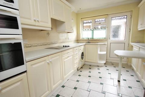 3 bedroom bungalow for sale - Maureen Close, Parkstone , Poole, BH12