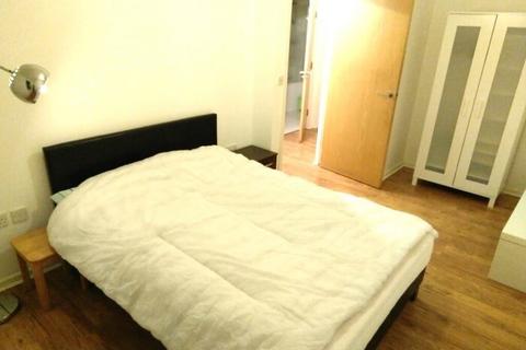 undefined, 2 Bed Modern Flat At Ruby Way Colidale NW9