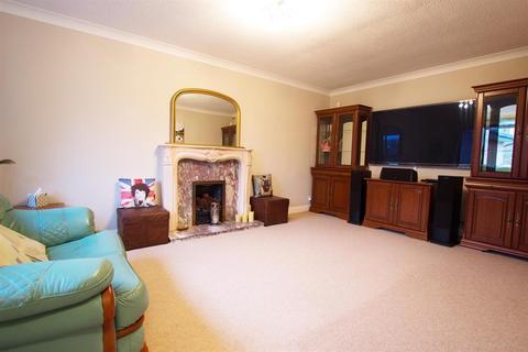 12 Key View, Darwen, BB3 2JG