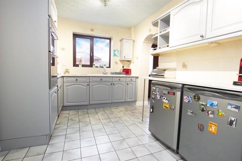 12 Key View, Darwen, BB3 2JG