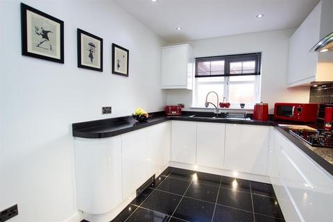 3 Jubilee Close, Darwen, BB3 3SH