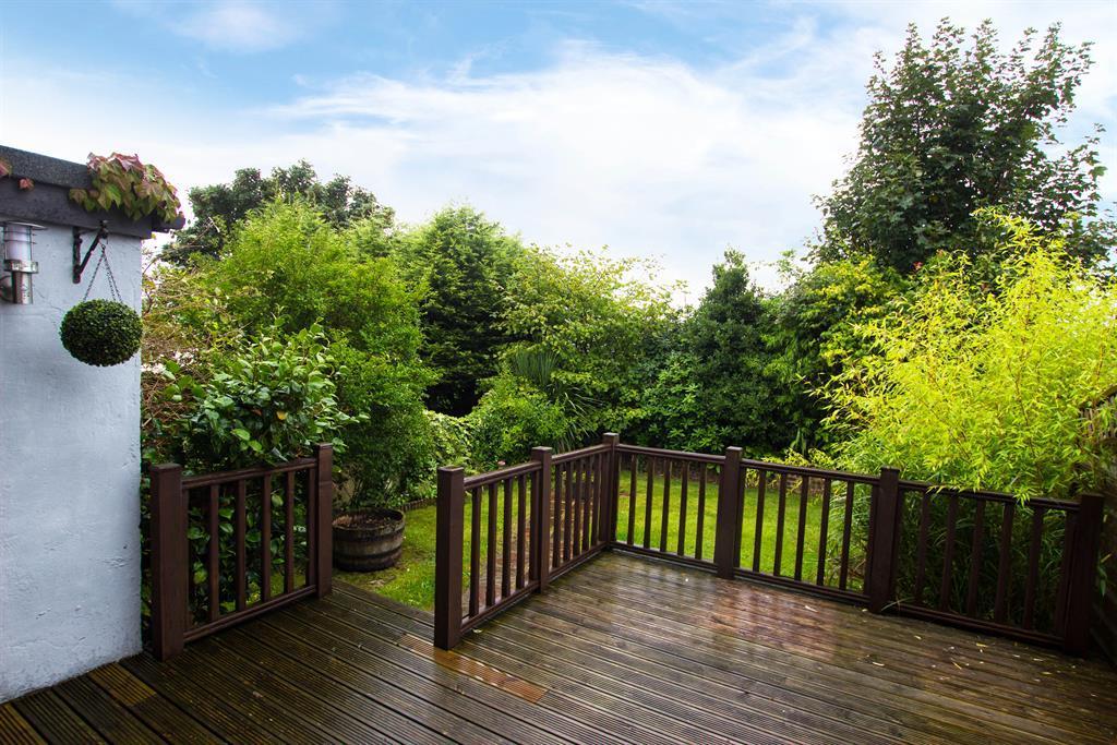 Thorncliffe Drive, Darwen, BB3 3QA 3 bed semidetached house for sale