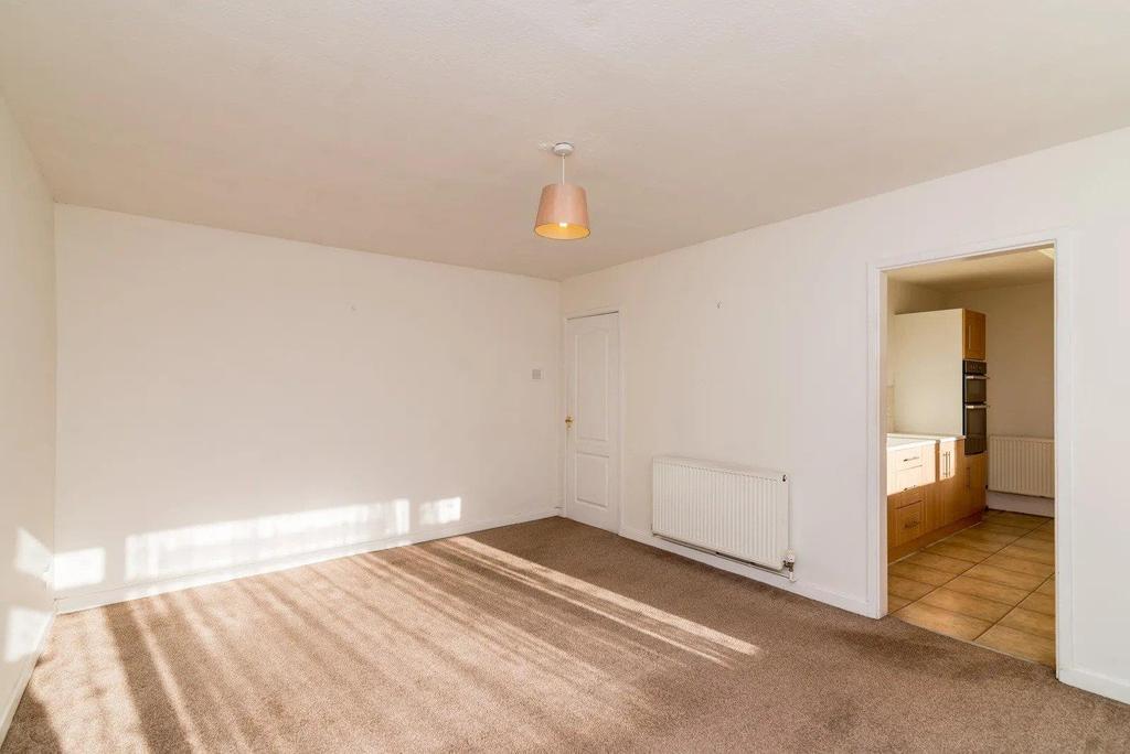 Slade Road, Sutton Coldfield 2 bed apartment £950 pcm (£219 pw)