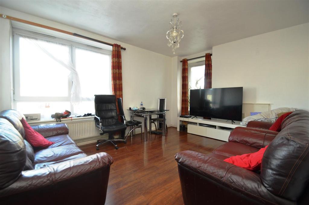 Newmill House, Devas Street, E3 3LS 3 bed flat for sale £425,000