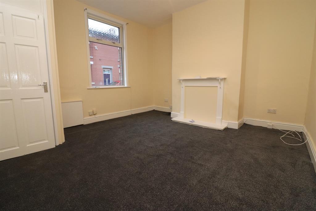 Bonsall Street, Blackburn, BB2 4DD 2 bed terraced house - £475 pcm (£ ...