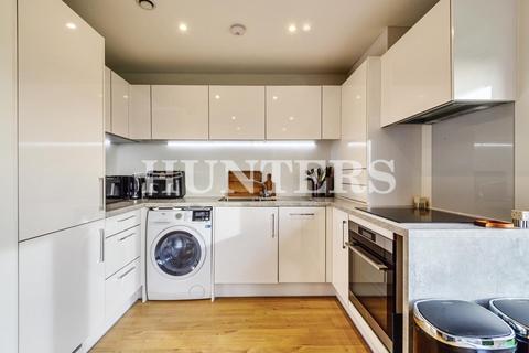 1 bedroom apartment for sale - Defiant Close, Hornchurch