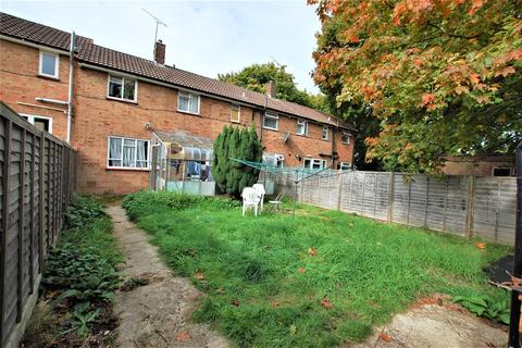 7 Branch Close, Hatfield, AL10 0TW