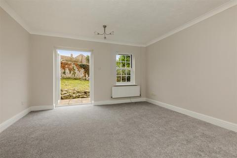 2 bedroom house for sale - Old Patcham Mews, Brighton