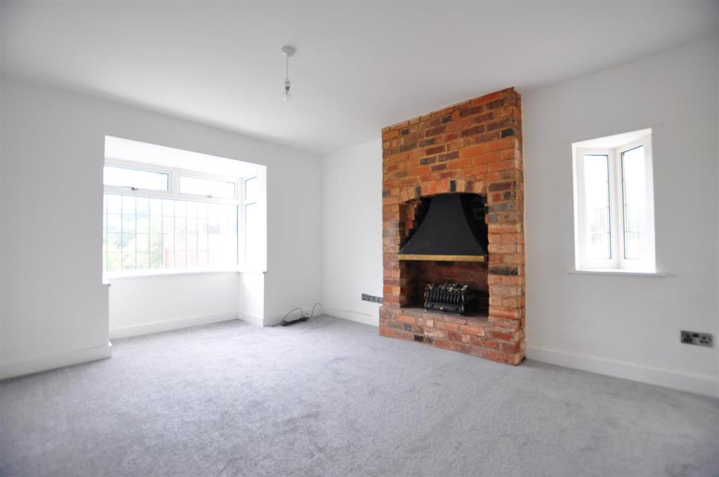 Shelton Lane, Halesowen 2 bed detached bungalow £250,000