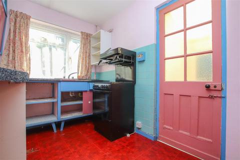 3 bedroom semi-detached house for sale - King Georges Road, Bath
