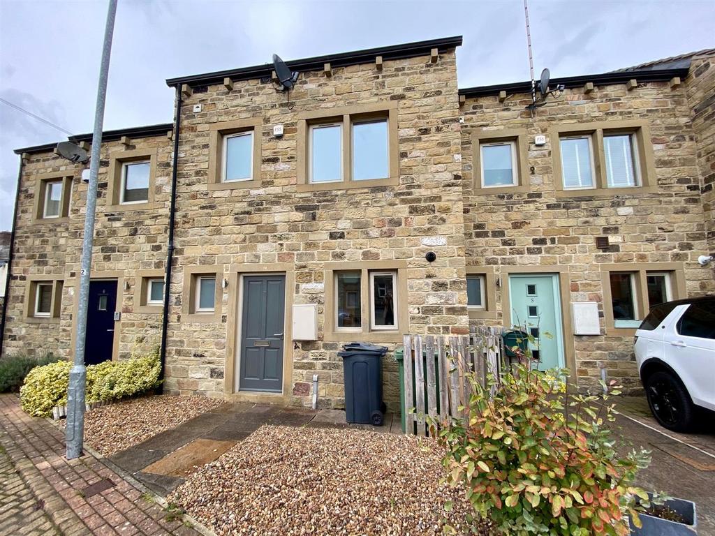 Southgate Fold, Honley 3 bed townhouse for sale £250,000