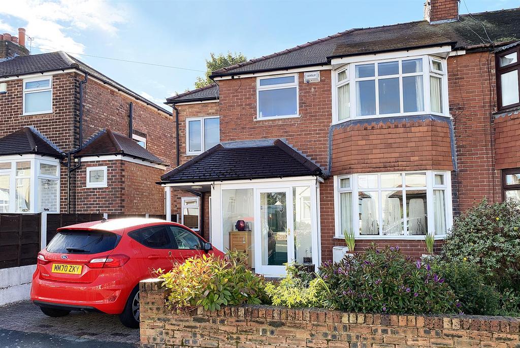 Lorraine Road, Timperley 4 bed semidetached house £550,000