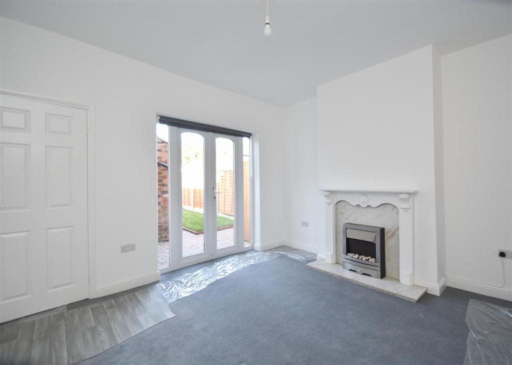 126a Clifton Street, Sedgley 2 bed terraced house £695 pcm (£160 pw)