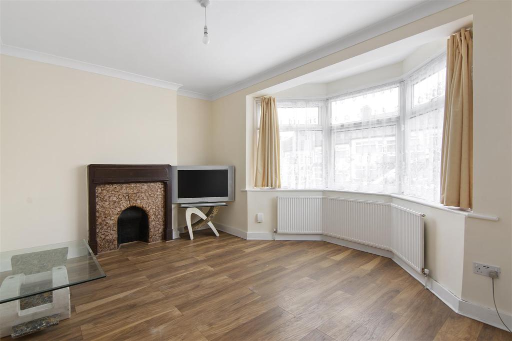 Norfolk avenue, Palmers Green, N13 6AL 5 bed semidetached house for