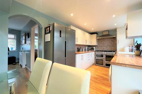 14 Albemarle Close, Brough, HU15 1EH