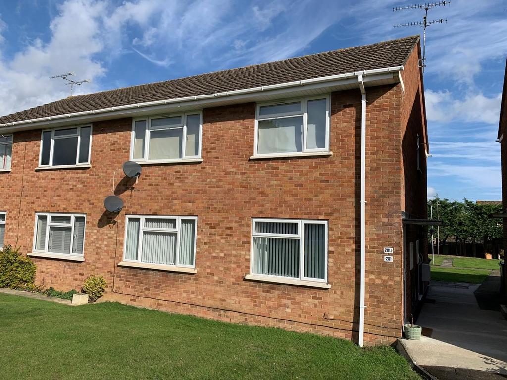 Painswick Road, Matson, Gloucester 2 bed £895 pcm (£207 pw)