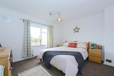 8 Crosemere Crescent, Crosemere, Ellesmere, SY12 0JW