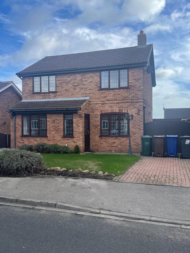 Moat Way, Brayton, Selby 4 bed detached house £1,295 pcm (£299 pw)