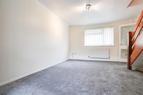 2 bedroom house to rent - Kingsmead, Cheshunt