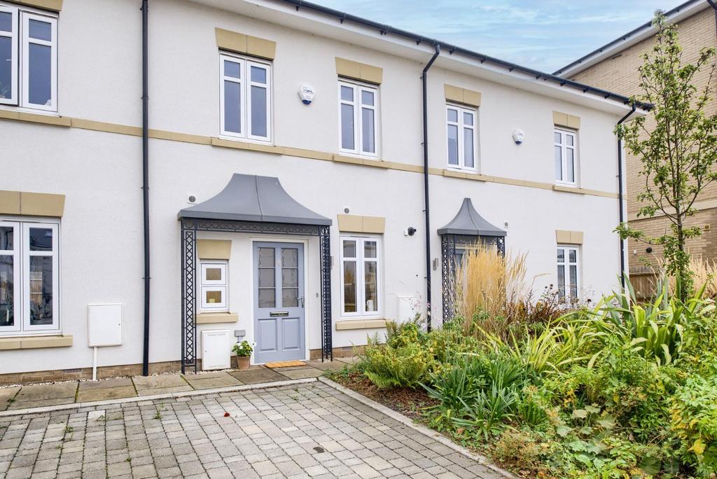 Cloister Way, Leamington Spa 2 bed terraced house £435,000