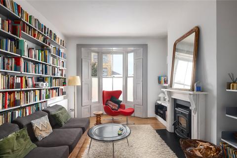 60 Paragon Road, London, E9 6NN