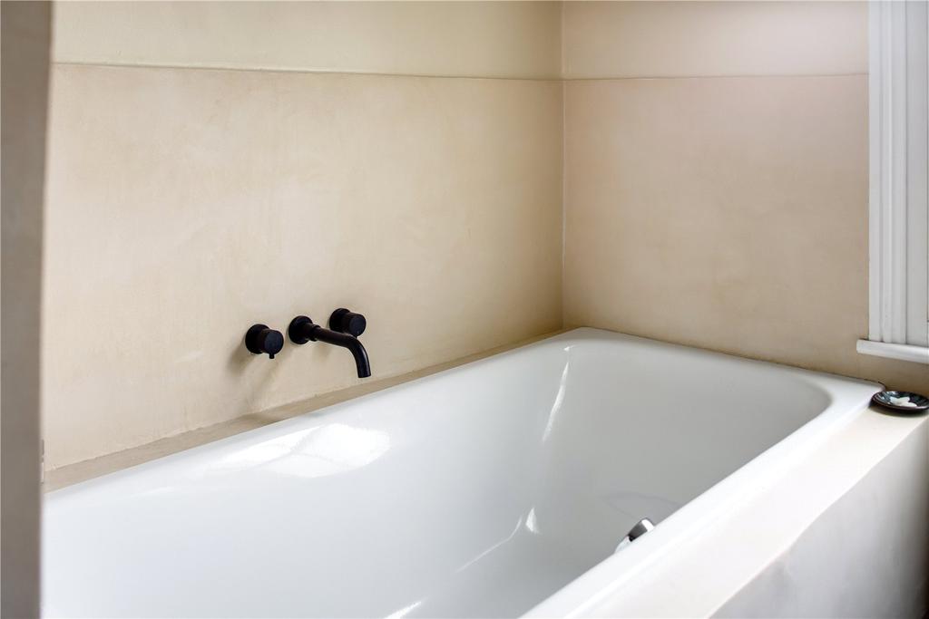 Bathroom V4